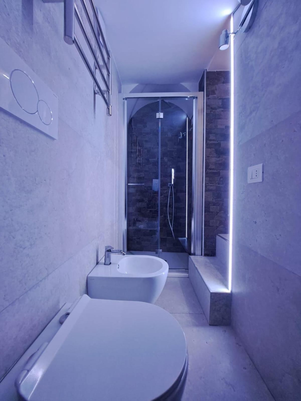 Mae Apulian Rooms Grottaglie Bagian luar foto