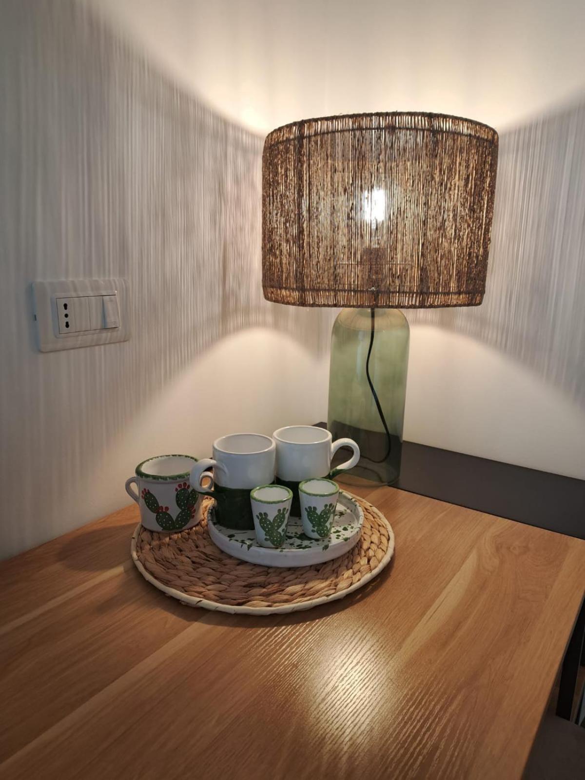 Mae Apulian Rooms Grottaglie Bagian luar foto