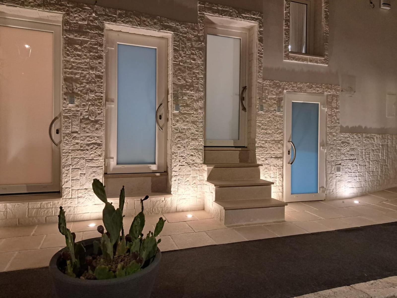 Mae Apulian Rooms Grottaglie Bagian luar foto